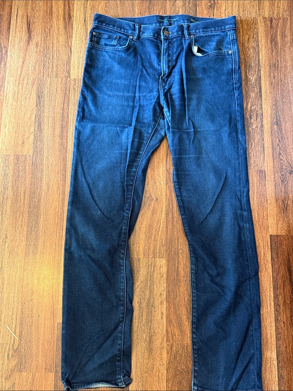 Mens Banana Republic Traveler Dark Blue Jeans